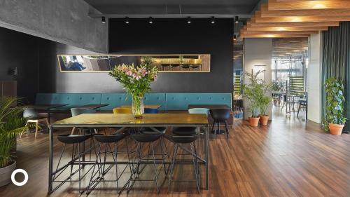 Centerhotel Midgardur,Hofdi House>>Reykjavik,4 star