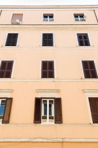 ht residence maximus