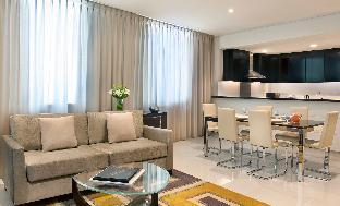 damac maison cour jardin