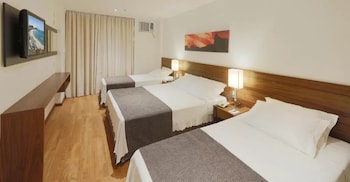 premier copacabana hotel