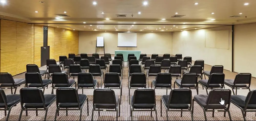 premier copacabana hotel