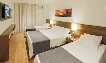 premier copacabana hotel