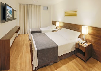 premier copacabana hotel