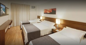 premier copacabana hotel