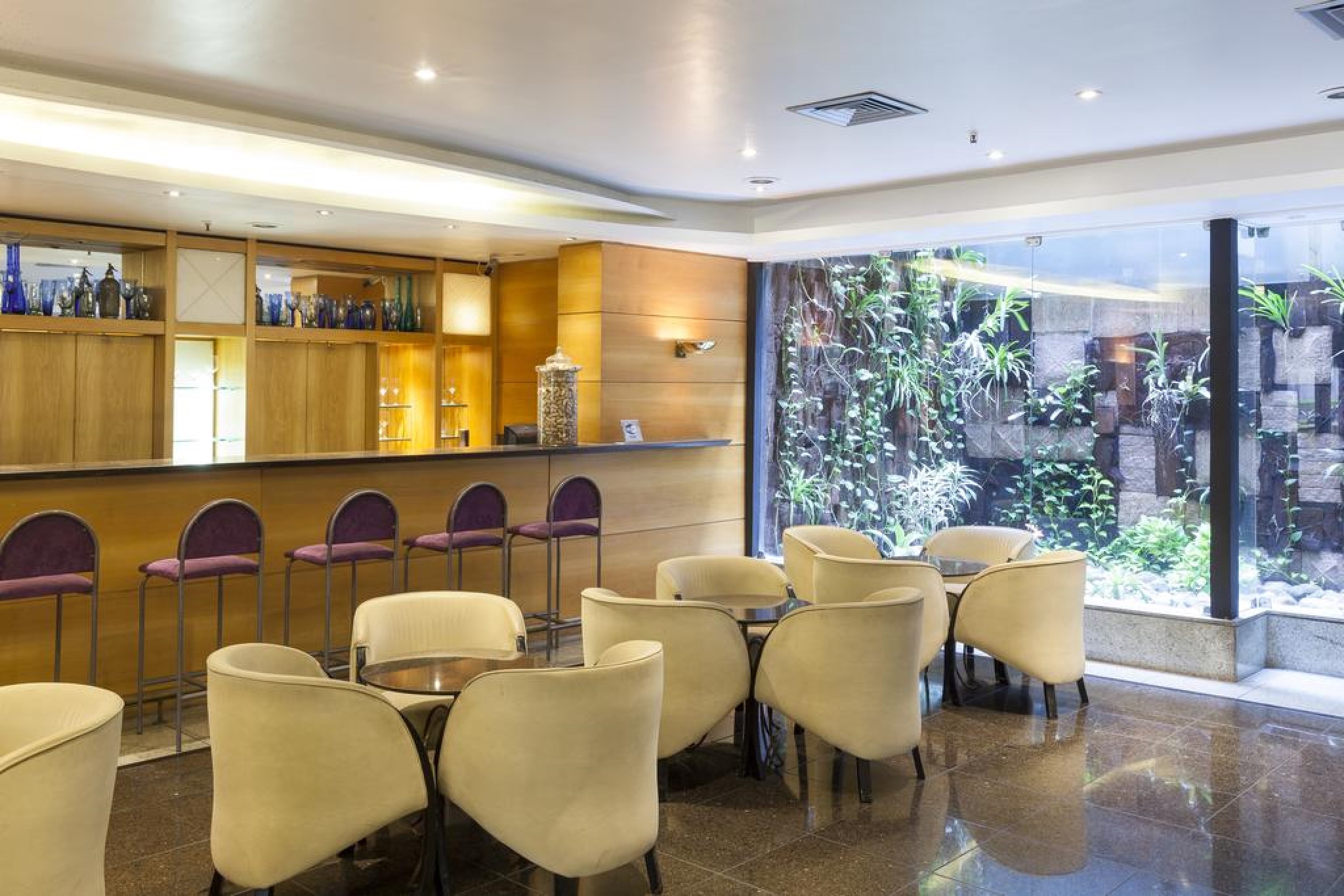 premier copacabana hotel