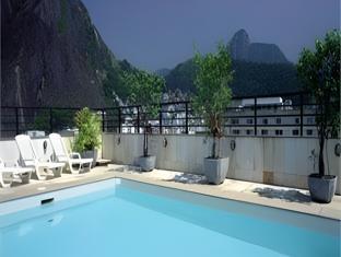 premier copacabana hotel