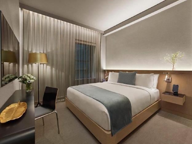 the knickerbocker hotel