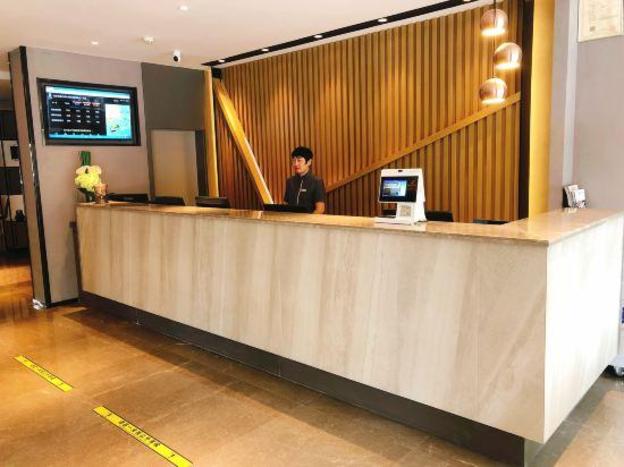 home inn haiyang xinyuan plaza commercial center