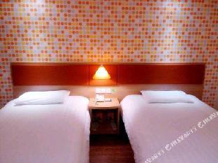 home inn haiyang xinyuan plaza commercial center