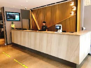 home inn haiyang xinyuan plaza commercial center