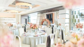 laguna suite hotel and wedding shin yokohama