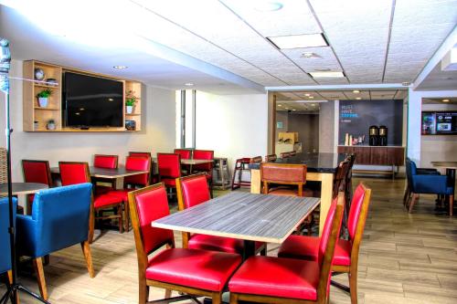 holiday inn express rochester greece by ihg