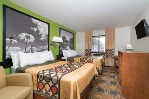 super 8 by wyndham rochester mayo clinic area