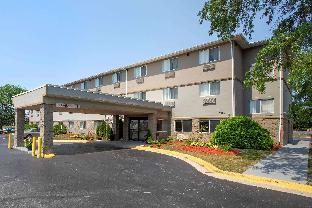 comfort inn rockford near casino district