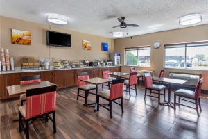 comfort inn rockford near casino district