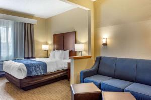 comfort inn rockford near casino district