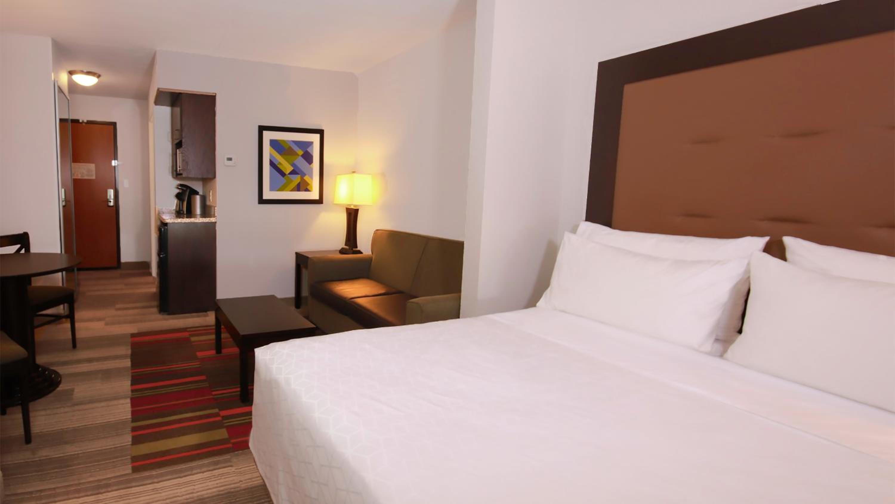 holiday inn express and suites ironton by ihg