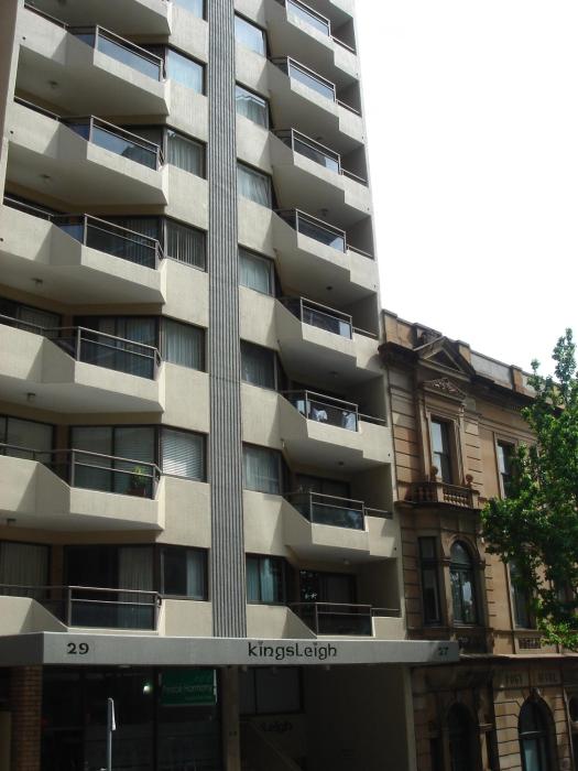 metro apartments on king street