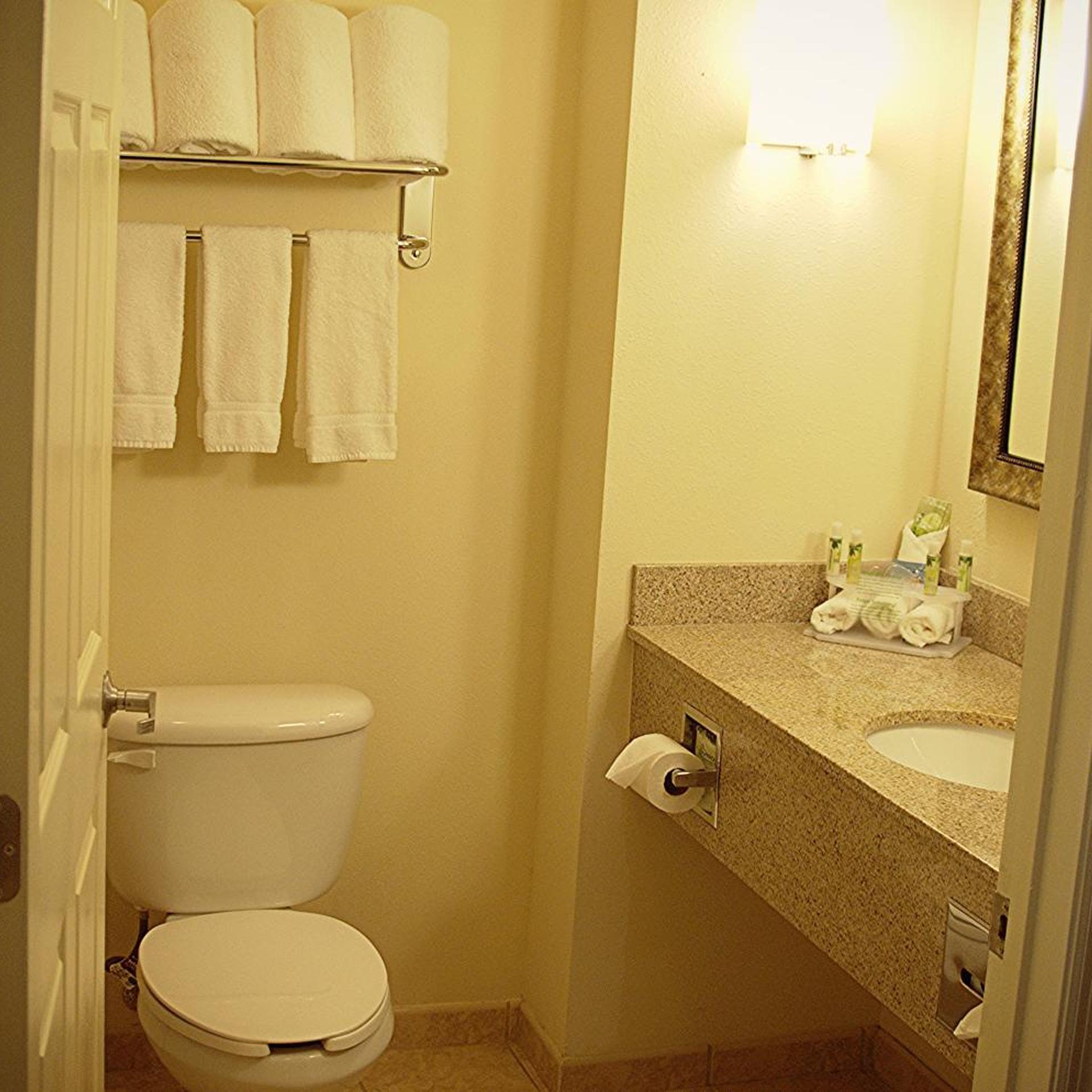 holiday inn express defuniak springs by ihg