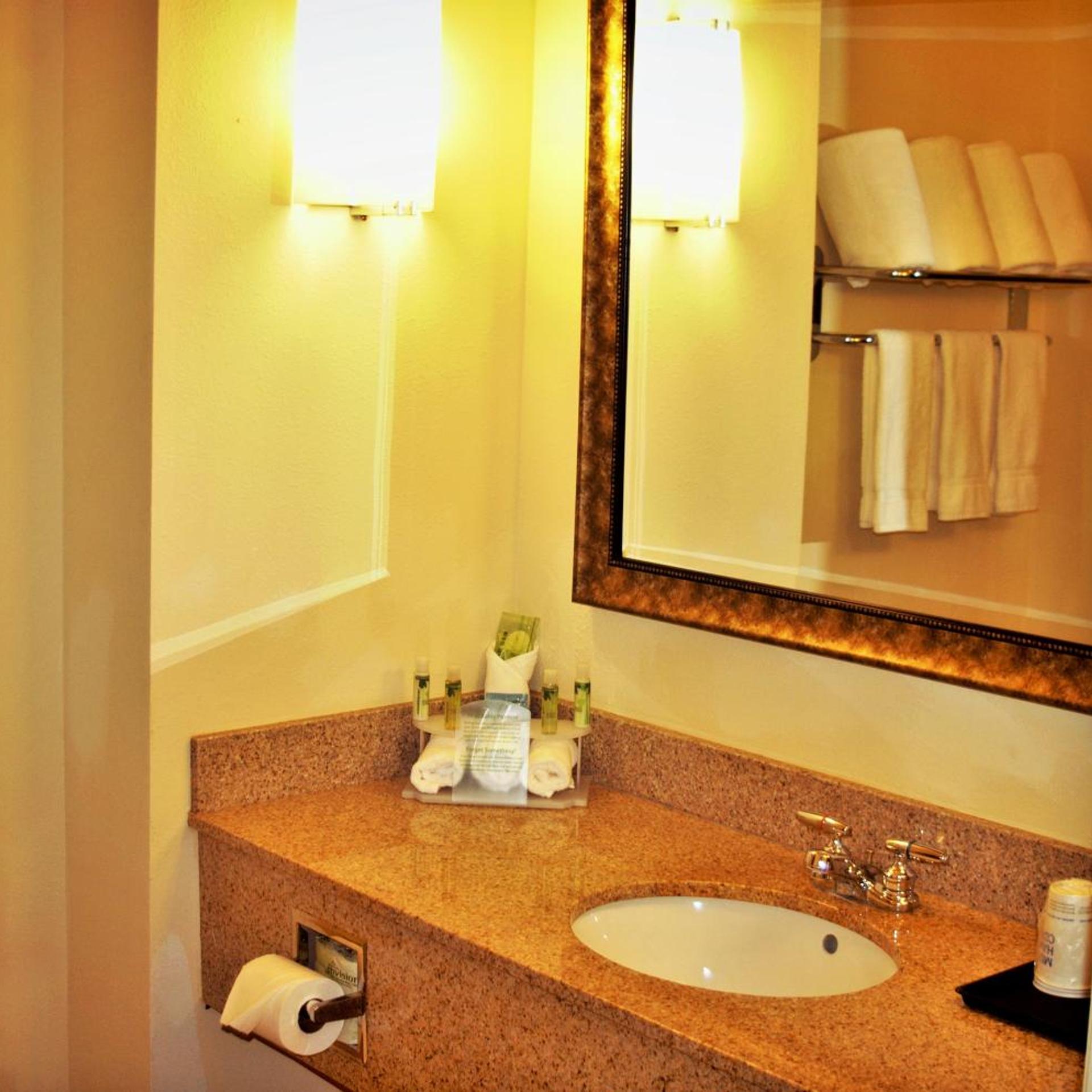 holiday inn express defuniak springs by ihg