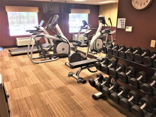 holiday inn express defuniak springs by ihg