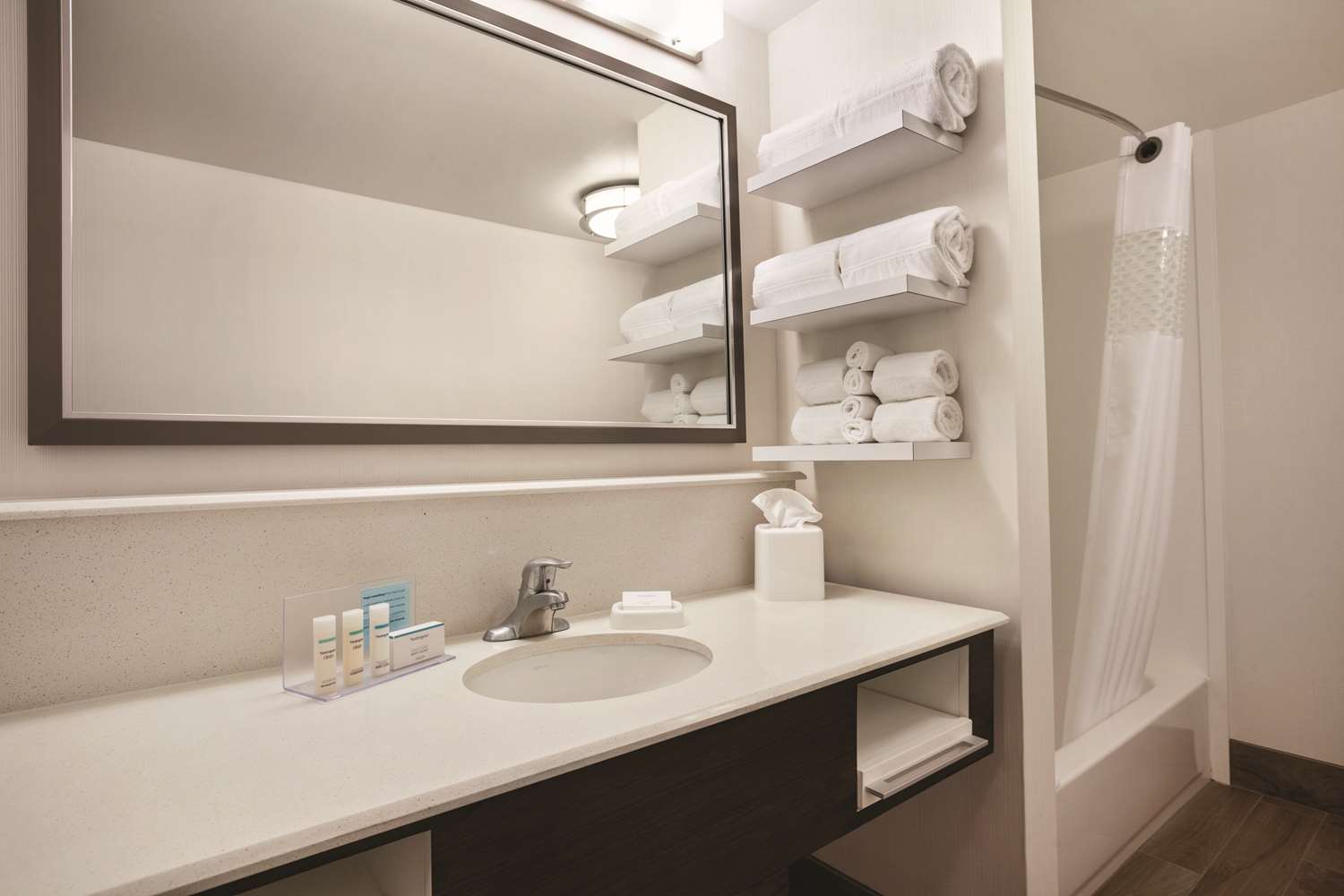 hampton inn brigham city