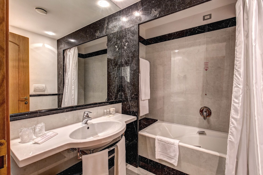 artotel rome piazza sallustio powered by radisson hotels