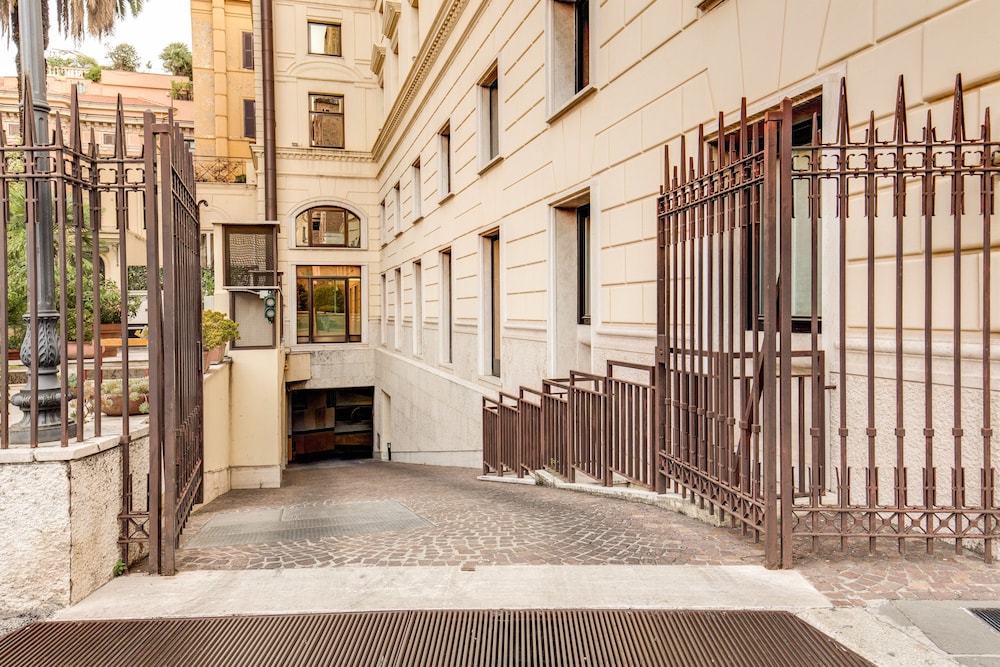 artotel rome piazza sallustio powered by radisson hotels
