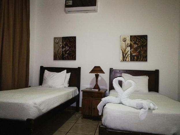 natural pacific suites