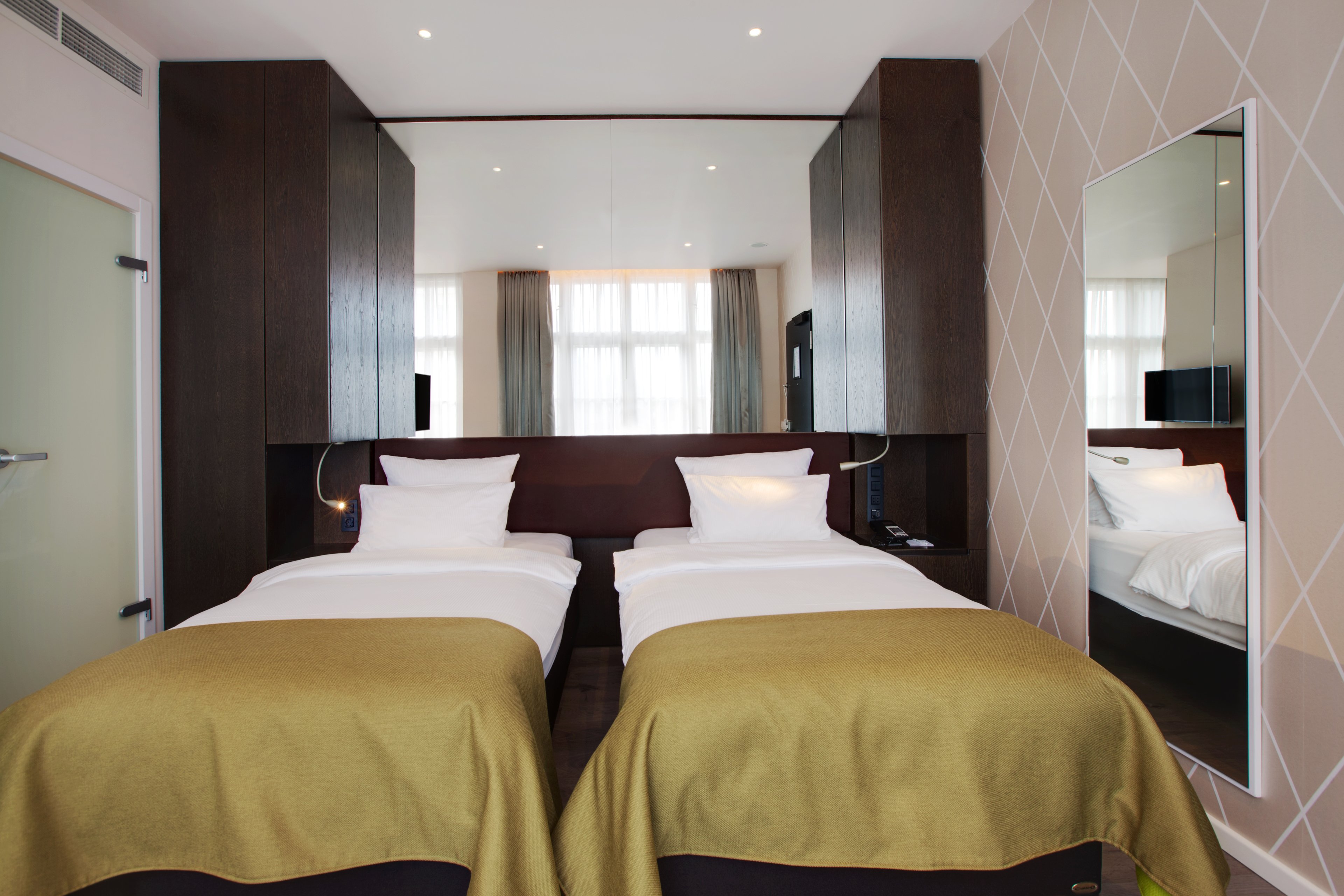 holiday inn dresden am zwinger by ihg