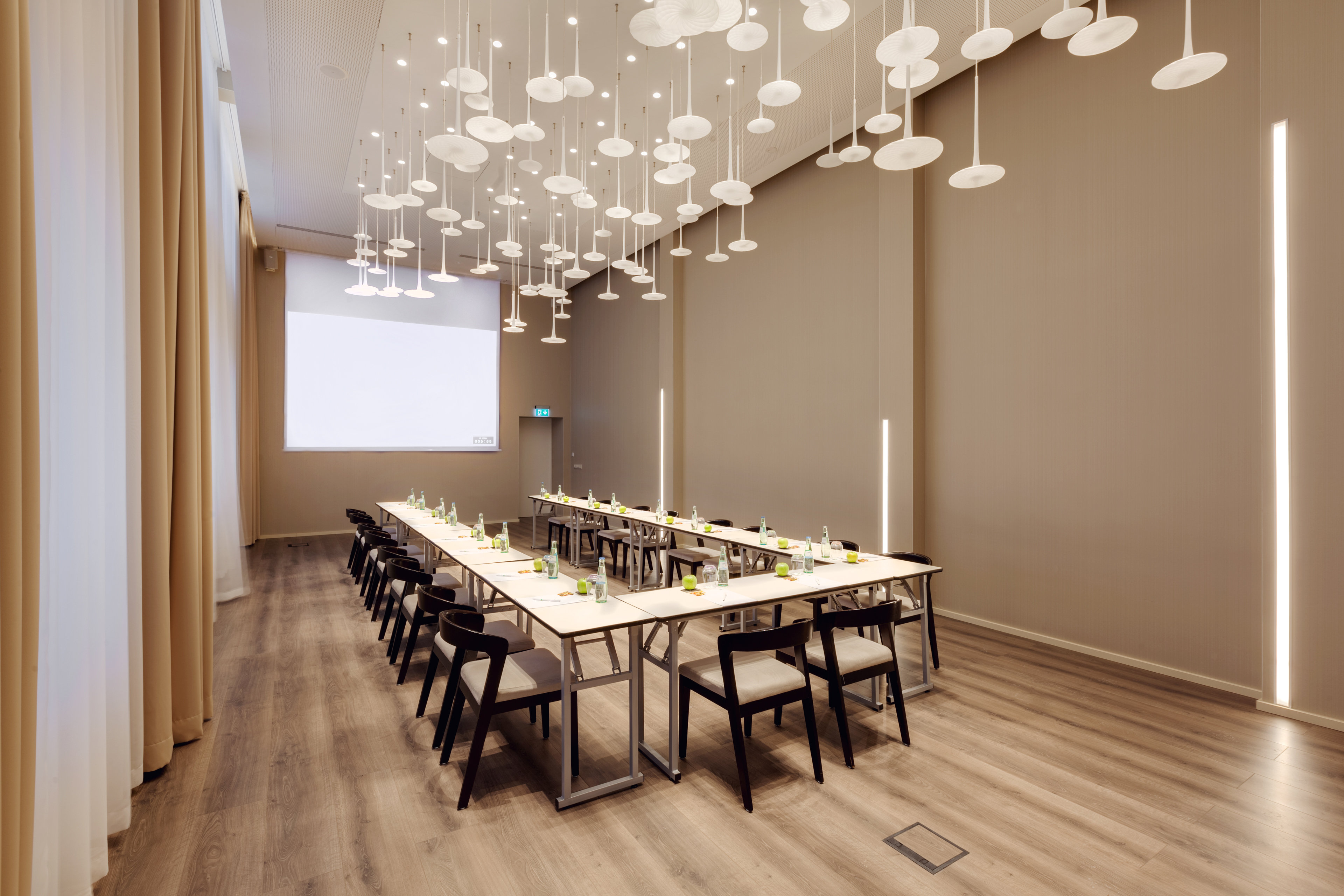 holiday inn dresden am zwinger by ihg