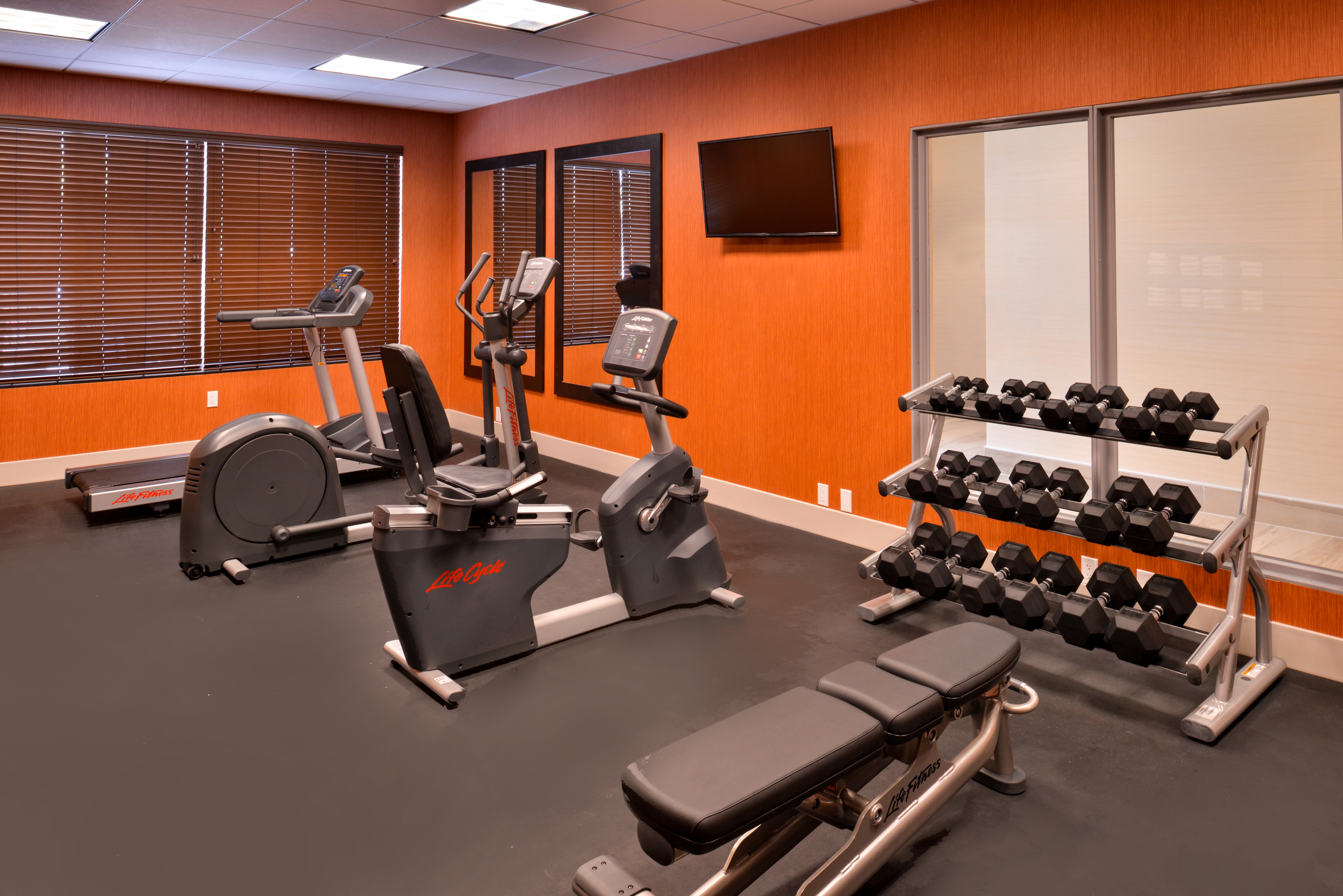 holiday inn express and suites loma linda san bernardino s