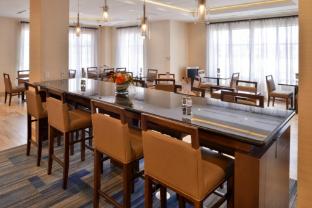 holiday inn express and suites loma linda san bernardino s