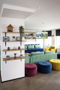 201 hotel