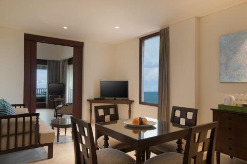 holiday inn resort bali nusa dua by ihg