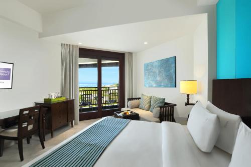 holiday inn resort bali nusa dua by ihg