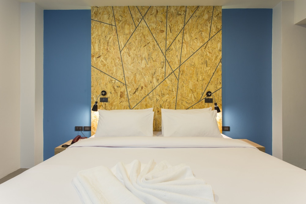 city hotel