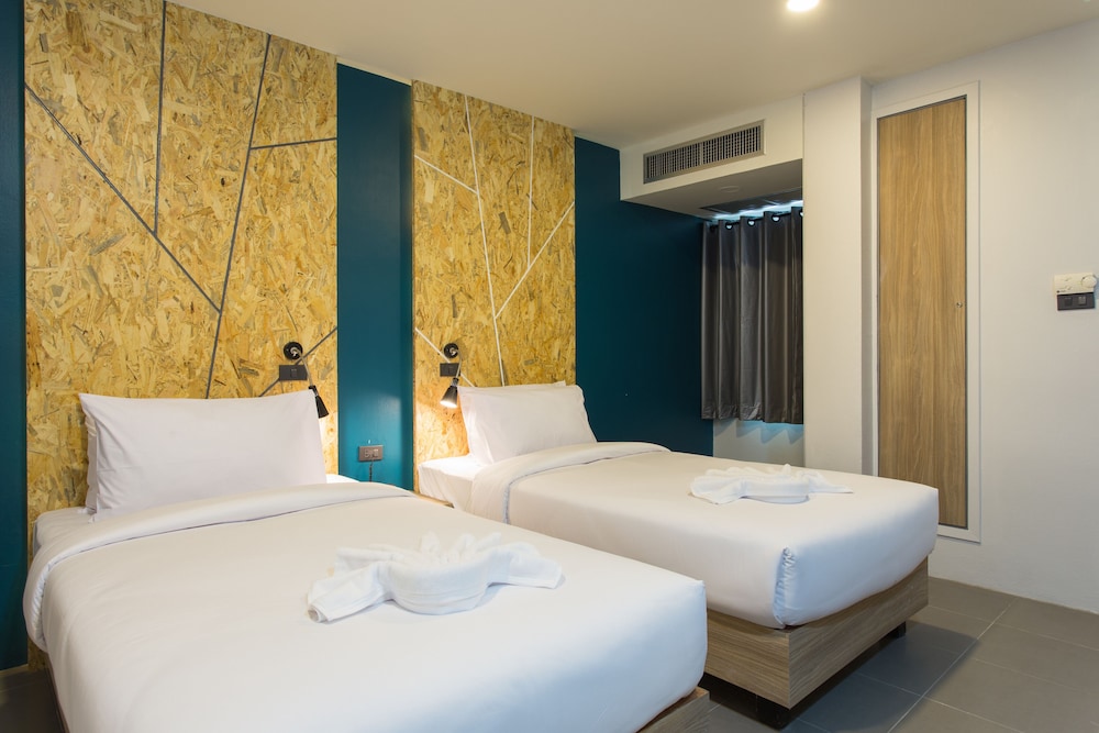 city hotel