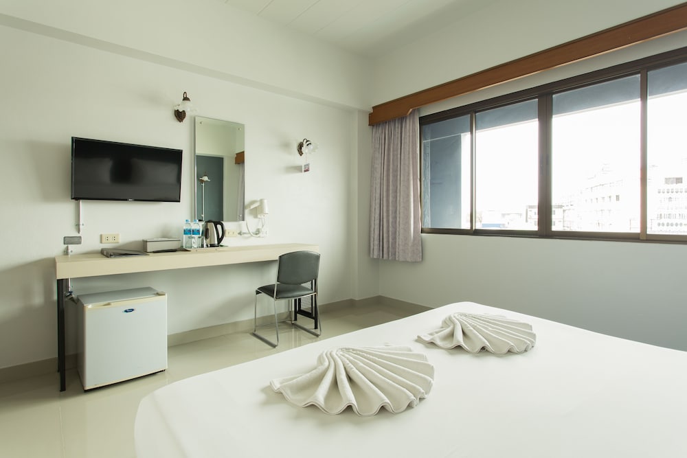 city hotel