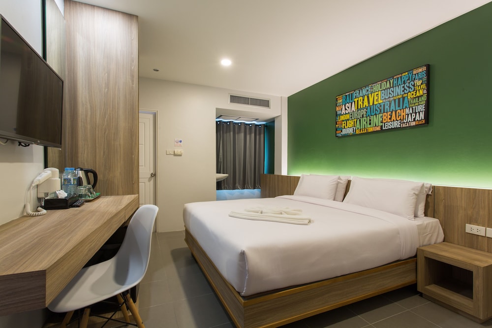 city hotel