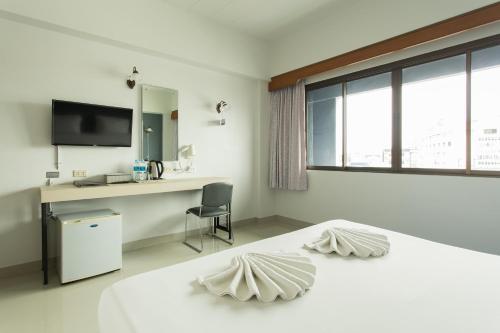 city hotel