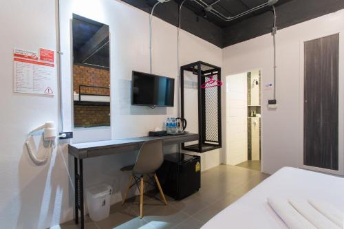 city hotel