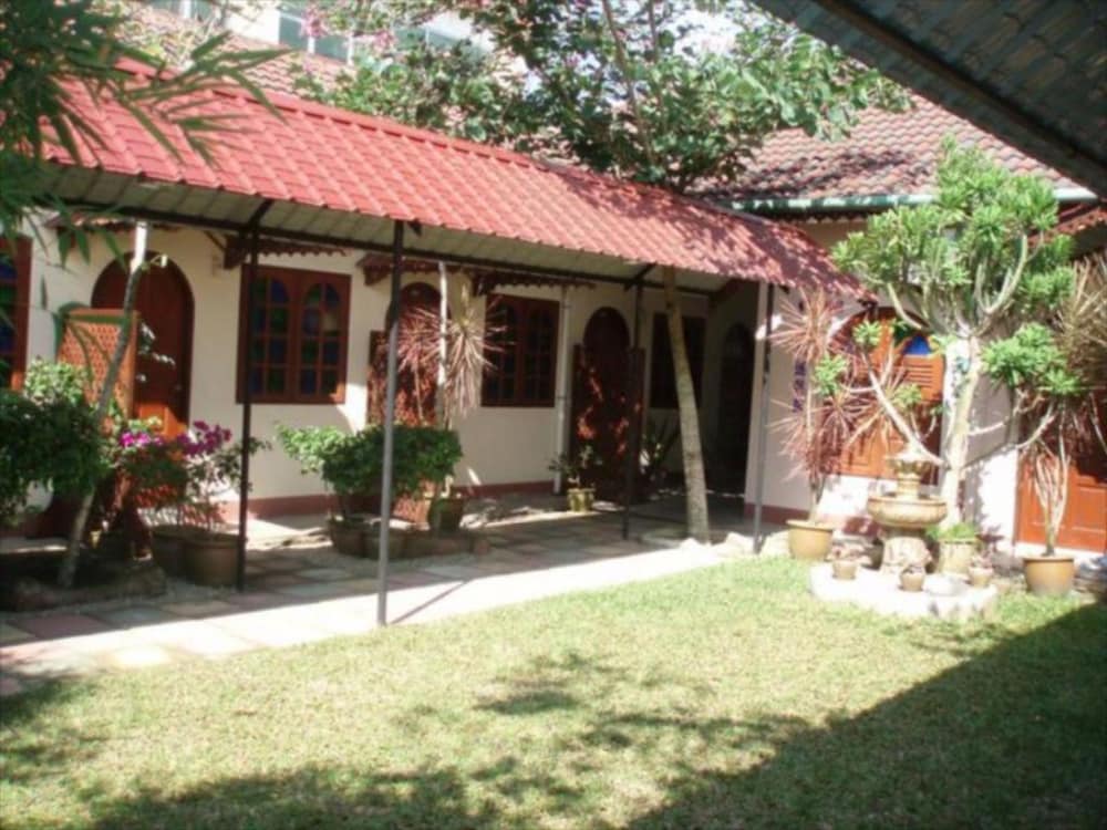 sabak awor resort