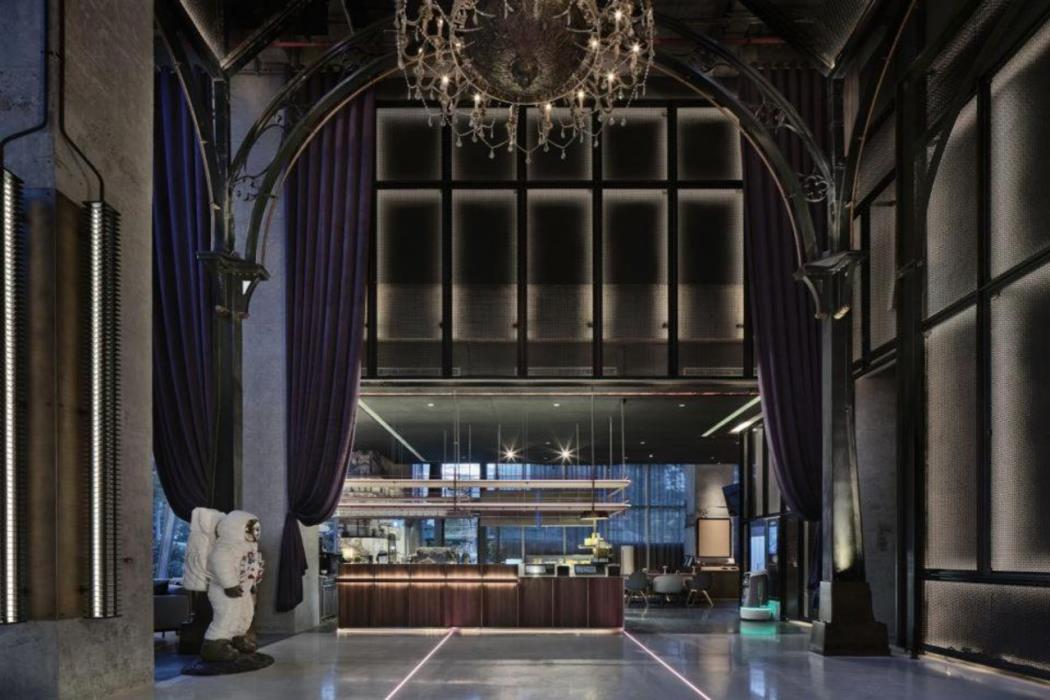 Wanda Moments,,4 star