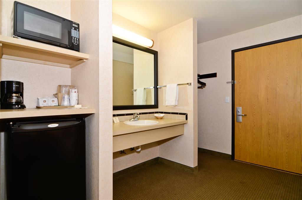 best western oak meadows inn