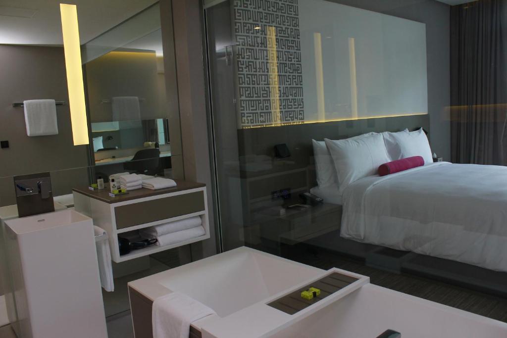 intercontinental dubai marina by ihg
