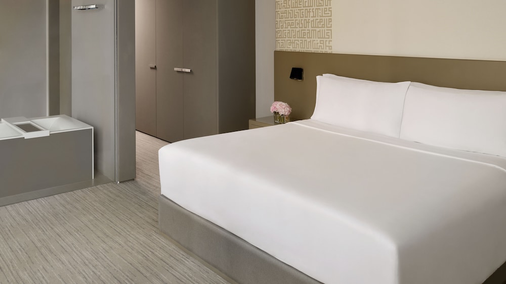 intercontinental dubai marina by ihg