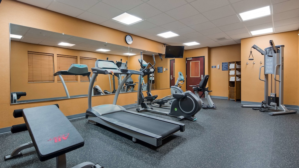 best western plus hiawatha hotel
