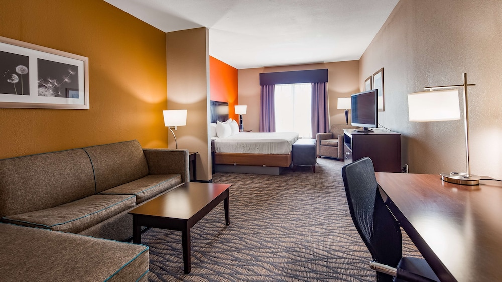 best western plus hiawatha hotel