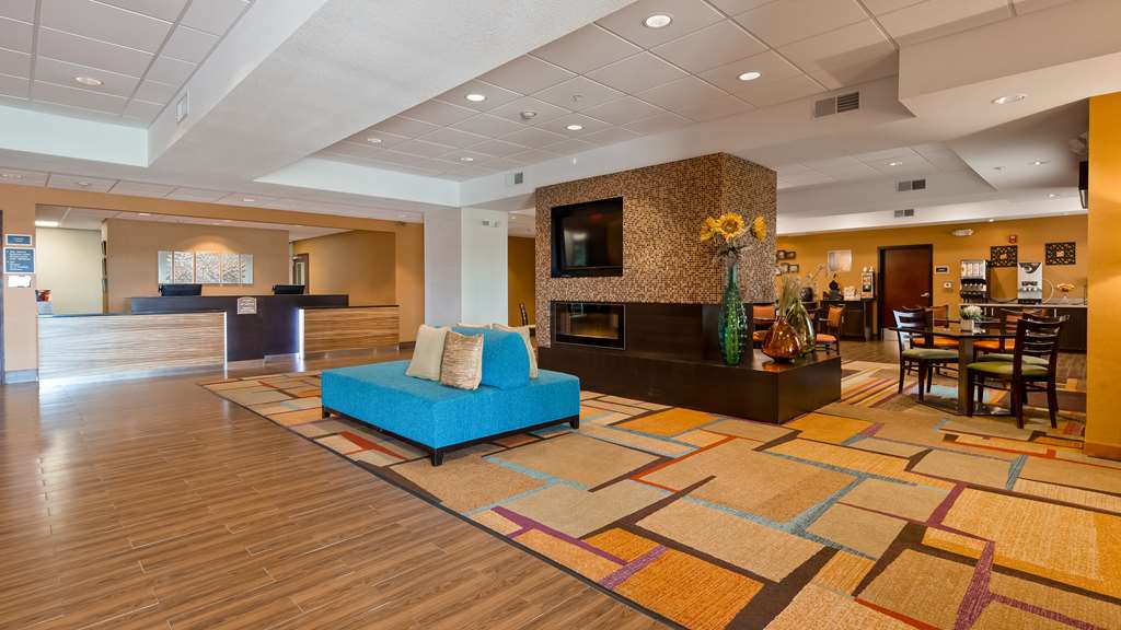 best western plus hiawatha hotel